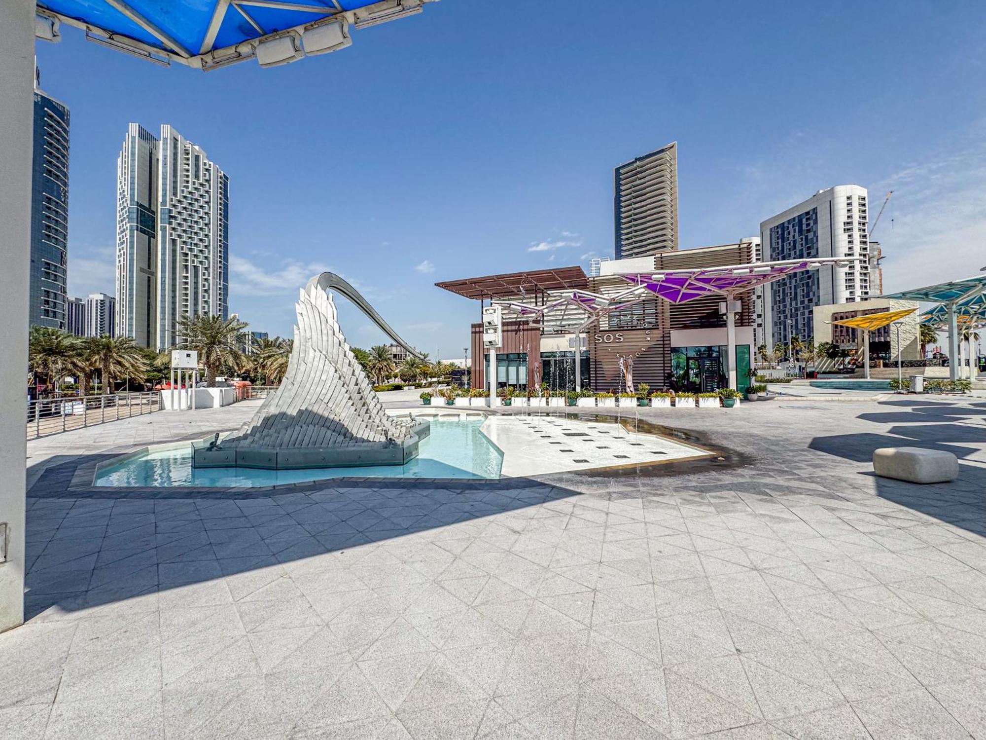 Families & Groups Paradise - 3 Min Walk To Reem Park And - 10 People - Big Balcony - High Floor Apartment Abu Dhabi