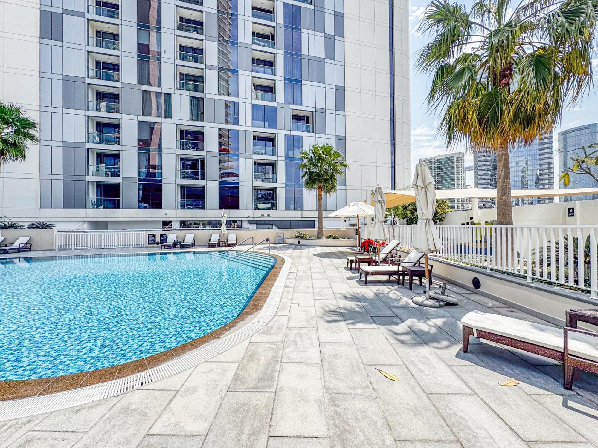 Families & Groups Paradise - 3 Min Walk To Reem Park And - 10 People - Big Balcony - High Floor *