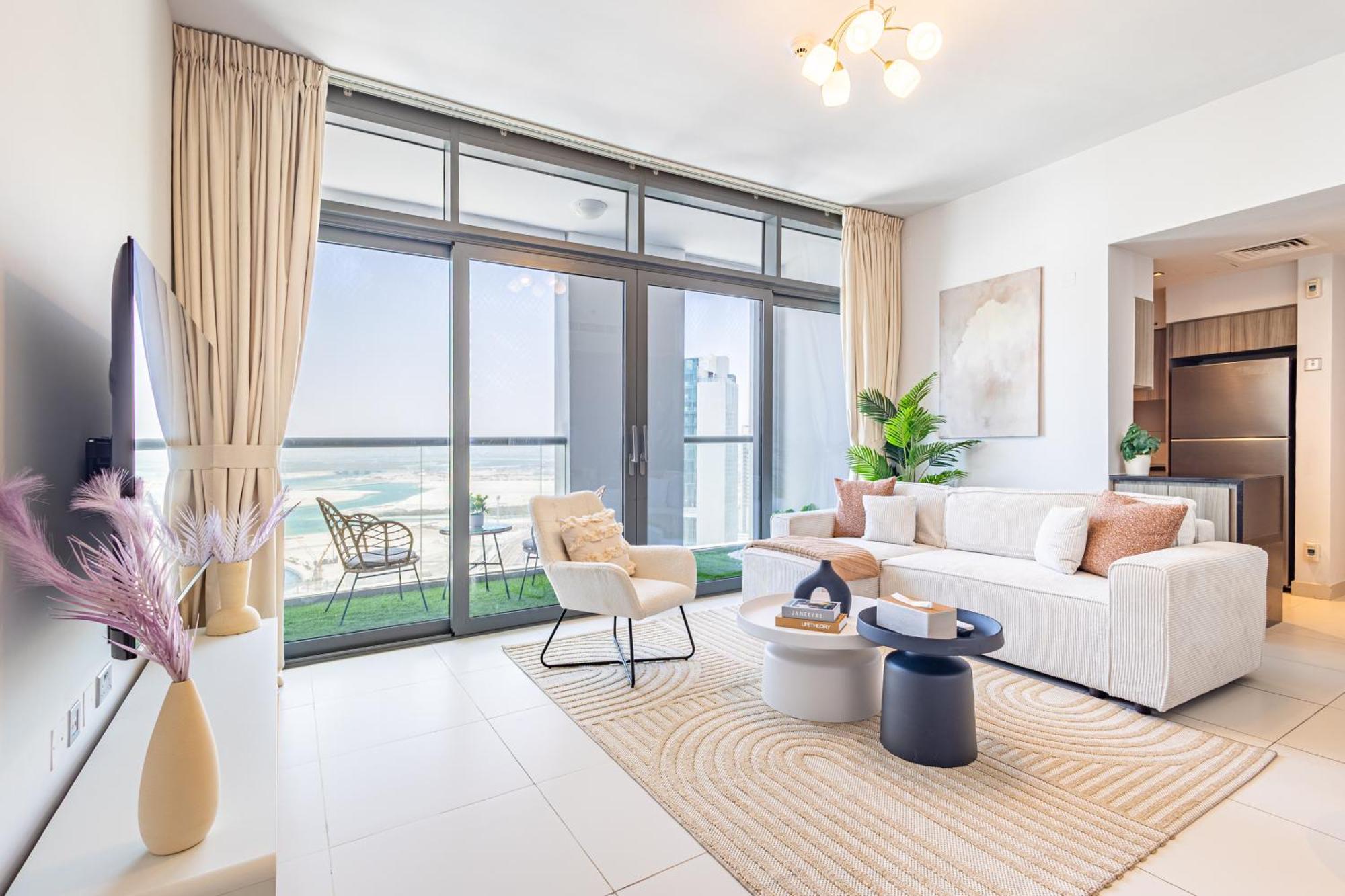 Families & Groups Paradise - 3 Min Walk To Reem Park And - 10 People - Big Balcony - High Floor