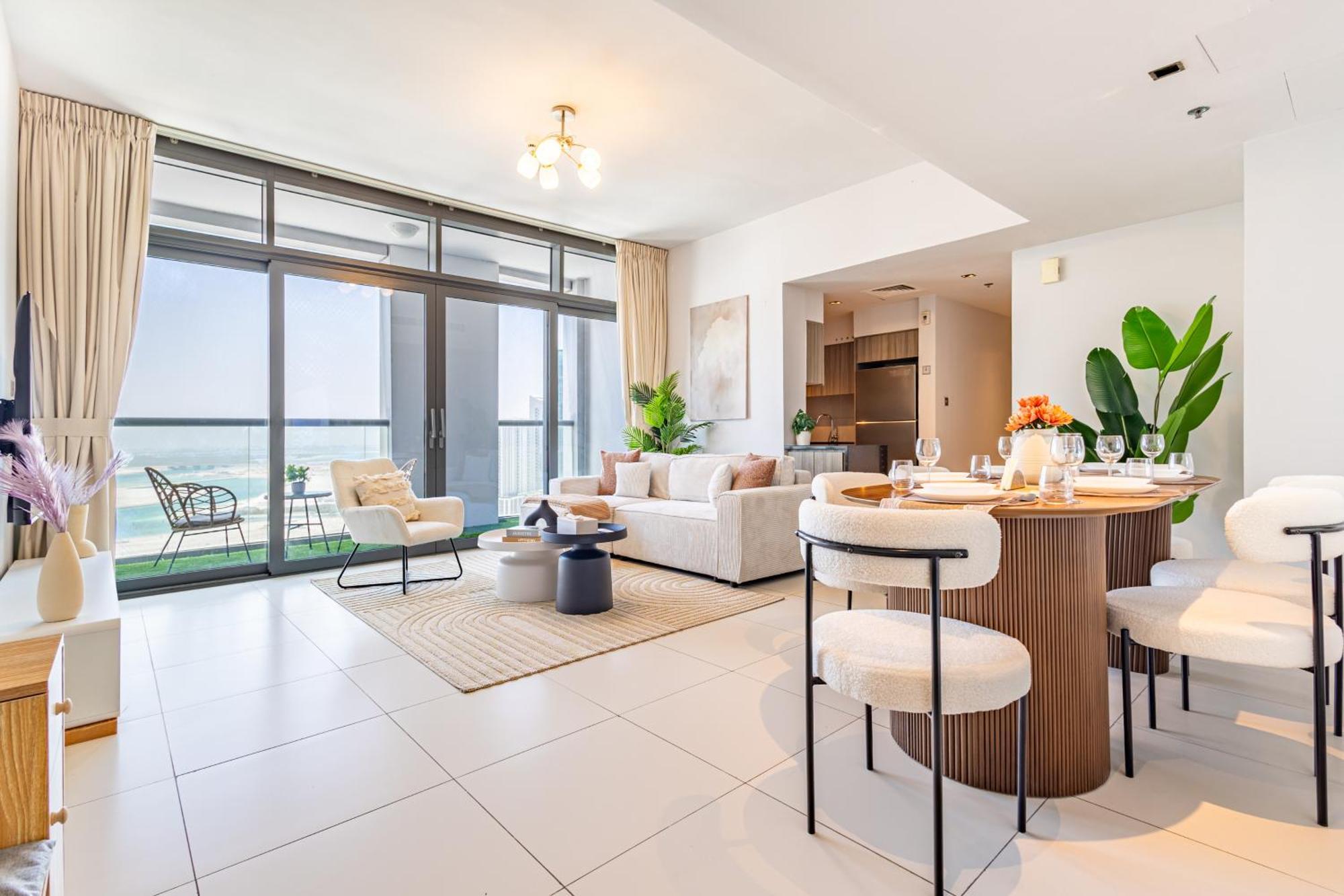 Families & Groups Paradise - 3 Min Walk To Reem Park And - 10 People - Big Balcony - High Floor Apartment Abu Dhabi
