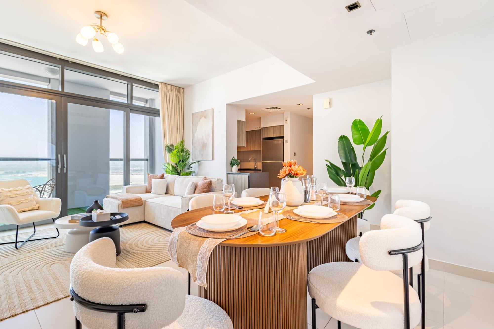 Families & Groups Paradise - 3 Min Walk To Reem Park And - 10 People - Big Balcony - High Floor Abu Dhabi